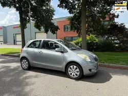 Grijs Gebruikt 2007 Toyota Yaris Sol Hatchback | € 3.750 (Iets duurder)