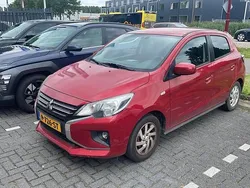 Rood Gebruikt 2022 Mitsubishi Space Star Intense Hatchback | € 13.340 (Goede deal)