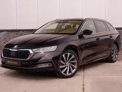 Zwart Gebruikt 2021 Skoda Octavia Business Line Stationwagen | € 22.500 (Goede deal)