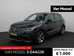 Zwart Gebruikt 2024 VW Tiguan Business SUV | € 46.400 (Eerlijke prijs)