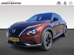 Rood, metallic lak Gebruikt 2024 Nissan Juke N-Connecta SUV | € 26.930 (Eerlijke prijs)