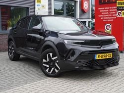 Zwart, metallic lak Gebruikt 2022 Opel Mokka-e GS Line SUV | € 22.950 (Duur)