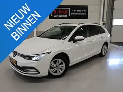 Wit Gebruikt 2022 VW Golf VIII IQ Drive Stationwagen | € 21.495 (Iets duurder)