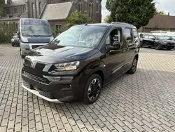 Zwart Nieuw 2025 Fiat Doblò MPV | € 27.950