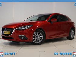 Rood Gebruikt 2017 Mazda 3 Hatchback | € 12.745 (Super prijs)