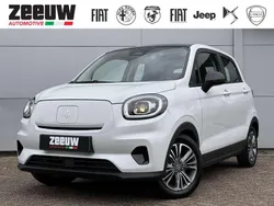 Wit, metallic lak Nieuw 2024 Leapmotor T03 Hatchback | € 17.950