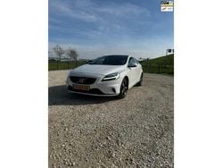 Wit Gebruikt 2019 Volvo V40 Stationwagen | € 16.250 (Super prijs)