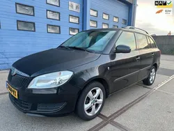 Zwart Gebruikt 2014 Skoda Fabia Stationwagen | € 6.495 (Super prijs)