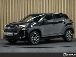 Zwart Gebruikt 2021 Toyota Yaris Cross Edition SUV | € 25.950 (Eerlijke prijs)