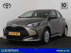 Groen metallic Gebruikt 2022 Toyota Yaris Active Hatchback | € 22.450 (Eerlijke prijs)