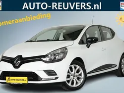 Wit Gebruikt 2020 Renault Clio V LIMITED Hatchback | € 13.900 (Duur)