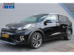 Zwart, metallic lak Gebruikt 2020 Kia Niro Plus SUV | € 19.945 (Eerlijke prijs)