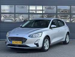 Grijs Gebruikt 2021 Ford Focus Business Edition Hatchback | € 16.999 (Goede deal)