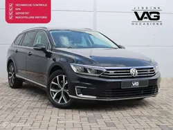 Zwart Gebruikt 2015 VW Passat Highline Stationwagen | € 15.899 (Eerlijke prijs)
