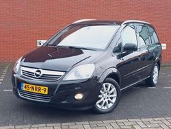 Zwart Gebruikt 2010 Opel Zafira Selection MPV | € 5.950 (Duur)