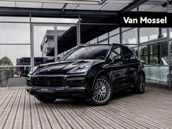 Zwart Gebruikt 2018 Porsche Cayenne Turbo SUV | € 81.900 (Eerlijke prijs)
