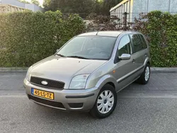 Grijs Gebruikt 2003 Ford Fusion Trend MPV | € 725