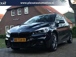 Zwart Gebruikt 2016 BMW 225 Active Tourer iPerformance MPV | € 18.945 (Iets duurder)