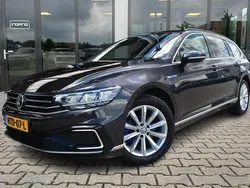 Grijs Gebruikt 2020 VW Passat Business Stationwagen | € 21.900 (Goede deal)