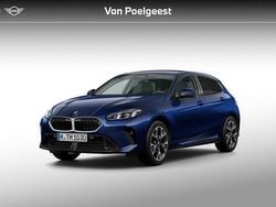 Bmw individual tansanit metallic (c3z) (metallic) Nieuw 2025 BMW 120 M Sport Hatchback | € 49.944 (Goede deal)