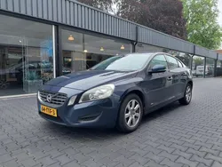 Blauw Gebruikt 2012 Volvo S60 Sedan | € 8.499 (Eerlijke prijs)