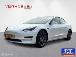 Wit, metallic lak Gebruikt 2019 Tesla Model 3 Standard Range Sedan | € 23.750 (Iets duurder)