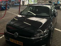 Zwart Gebruikt 2017 VW Golf VII Highline Stationwagen | € 15.000 (Duur)