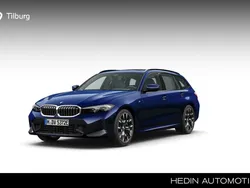 Blauw Nieuw 2024 BMW 330e Comfort Edition Stationwagen | € 71.880