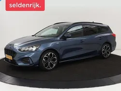 Blauw Gebruikt 2020 Ford Focus ST-Line Stationwagen | € 10.900 (Goede deal)
