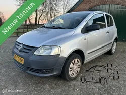 Grijs Gebruikt 2007 VW Fox Trendline Hatchback | € 1.199 (Iets duurder)