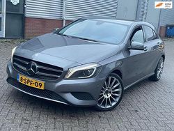 Grijs (metallic) Gebruikt 2013 Mercedes A200 Ambition Hatchback | € 11.450 (Eerlijke prijs)