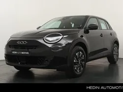 Zwart Nieuw 2025 Fiat 600 Urban SUV | € 30.690 (Eerlijke prijs)