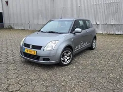 Grijs, metallic lak Gebruikt 2007 Suzuki Swift Hatchback | € 2.200 (Eerlijke prijs)