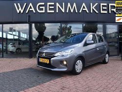 Grijs, metallic lak Gebruikt 2022 Mitsubishi Space Star Hatchback | € 11.450 (Eerlijke prijs)