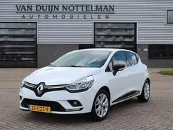 Wit Gebruikt 2019 Renault Clio IV LIMITED Hatchback | € 10.950 (Eerlijke prijs)