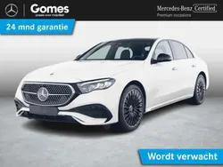 Wit, metallic lak Gebruikt 2024 Mercedes E300 AMG line Sedan | € 69.950 (Eerlijke prijs)