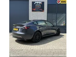 Grijs Gebruikt 2024 Tesla Model 3 Long Range Sedan | € 42.999