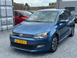 Blauw Gebruikt 2015 VW Polo Edition Hatchback | € 4.950 (Iets duurder)