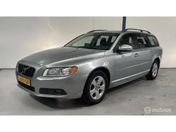 Grijs Gebruikt 2009 Volvo V70 Momentum Stationwagen | € 4.945 (Super prijs)