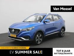 Blauw, metallic lak Gebruikt 2020 MG ZS Luxury Sedan | € 14.995 (Eerlijke prijs)