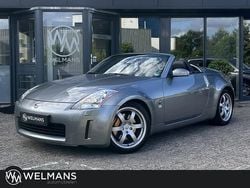 Grijs, metallic lak Gebruikt 2005 Nissan 350Z Cabriolet | € 17.950 (Eerlijke prijs)