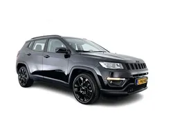 Carbon black (zwart metallic) Gebruikt 2021 Jeep Compass Night Eagle SUV | € 18.445 (Iets duurder)