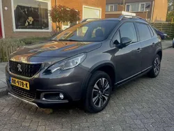 Grijs Gebruikt 2018 Peugeot 2008 Allure SUV | € 10.950 (Goede deal)