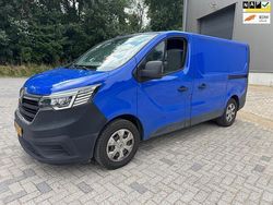 Blauw Gebruikt 2022 Renault Trafic Komfort Van | € 14.200 (Goede deal)