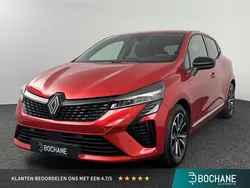 Rood Gebruikt 2023 Renault Clio V Techno Hatchback | € 23.600 (Eerlijke prijs)