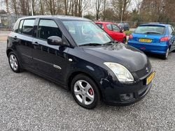 Zwart Gebruikt 2009 Suzuki Swift Hatchback | € 3.950 (Iets duurder)