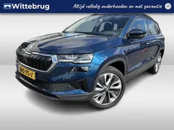 Blauw Gebruikt 2022 Skoda Karoq Style SUV | € 31.950 (Eerlijke prijs)