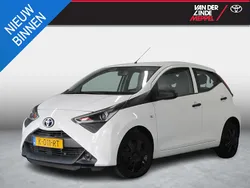 Wit Gebruikt 2021 Toyota Aygo Hatchback | € 12.450 (Eerlijke prijs)