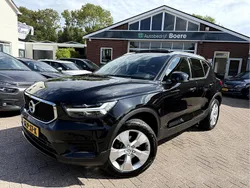 Zwart Gebruikt 2019 Volvo XC40 Momentum SUV | € 23.850 (Eerlijke prijs)