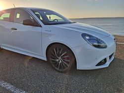 Wit Gebruikt 2016 Alfa Romeo Giulietta Quadrifoglio Verde Hatchback | € 11.745 (Eerlijke prijs)